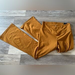 DSG Momentum High-Rise Flared Legging - Large